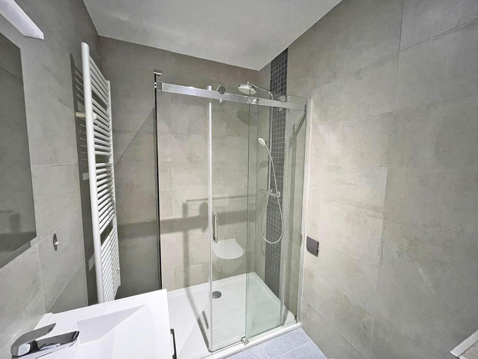 Astrid Sauna Appartement Antwerpen Bagian luar foto